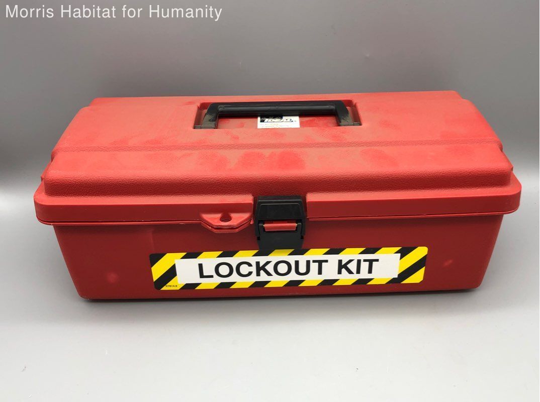 IDEAL Industrial Lockout/Tagout Kit 44-974 - Includes Accessories