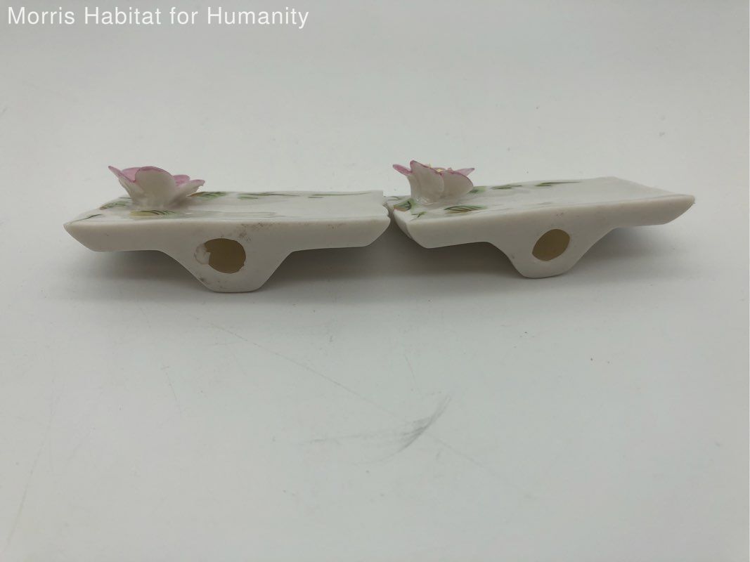 Vintage Traditional White, Pink, and Blue Porcelain Wedding Place Holders (6) - Very Good