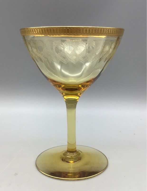 4 Classy Vintage Unbranded Amber Wine Glasses with Etched Designs and Gold Trim