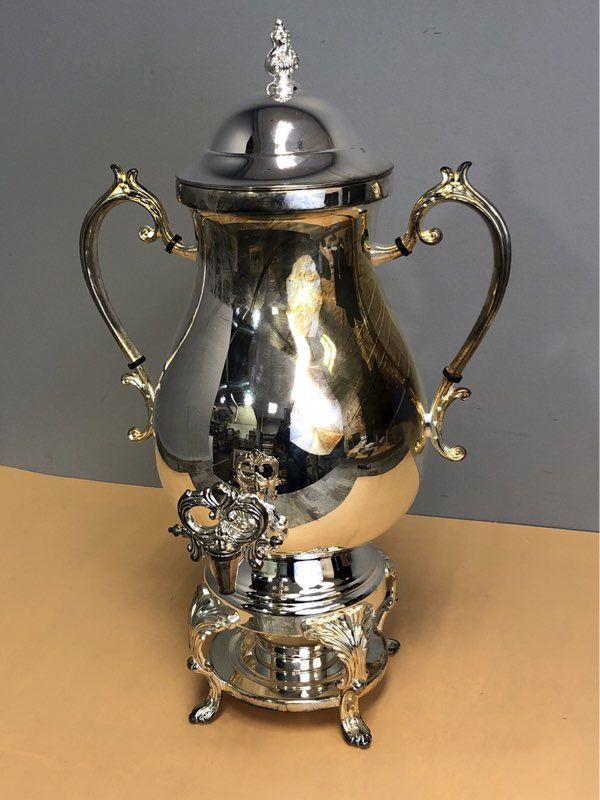 Silverplate Vintage Trophy Style Silverware Coffee/Tea Pot Warmer With Lid