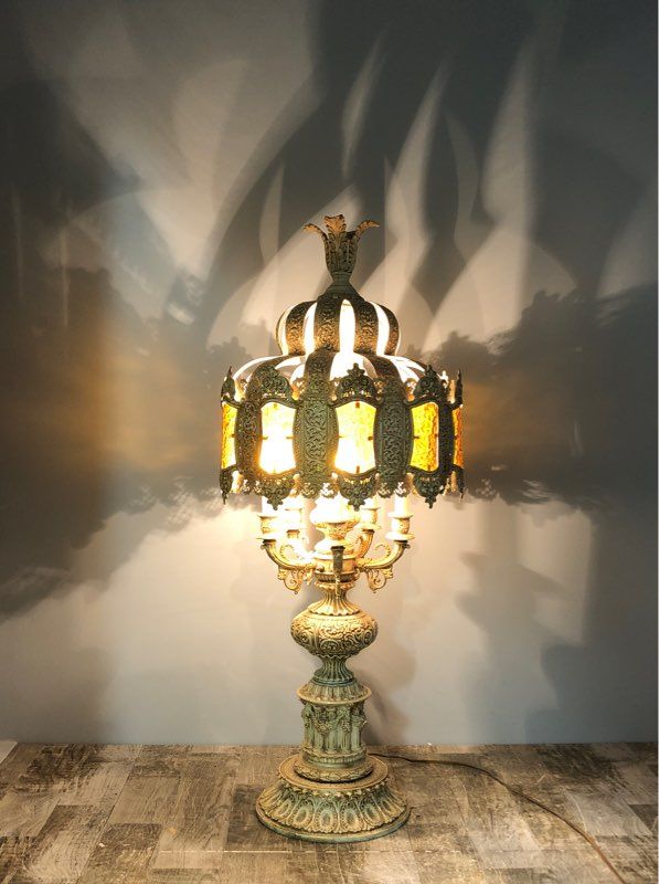 Large Vintage Brass Filigree Stained Ombre Slag Glass Hollywood Regency Lamp