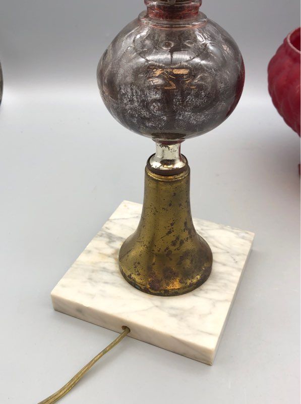 ANTIQUE RUBY SATIN QUILTED DIAMOND BRASS GONE WITH THE WIND LAMP ELECTRIFIED