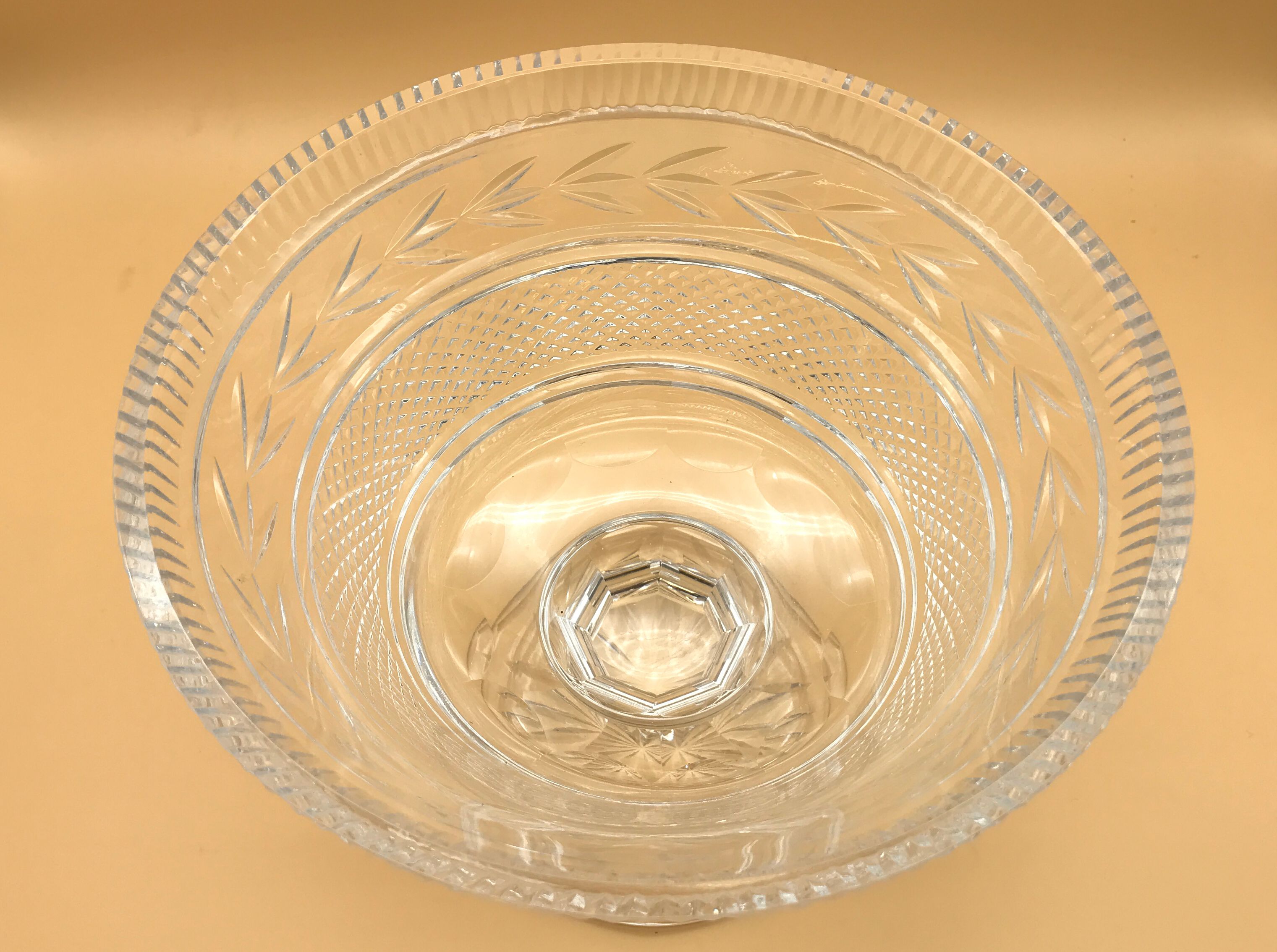 LOVELY LARGE WATERFORD CRYSTAL GLANDORE PATTERN FRUIT BOWL - HOME DECOR