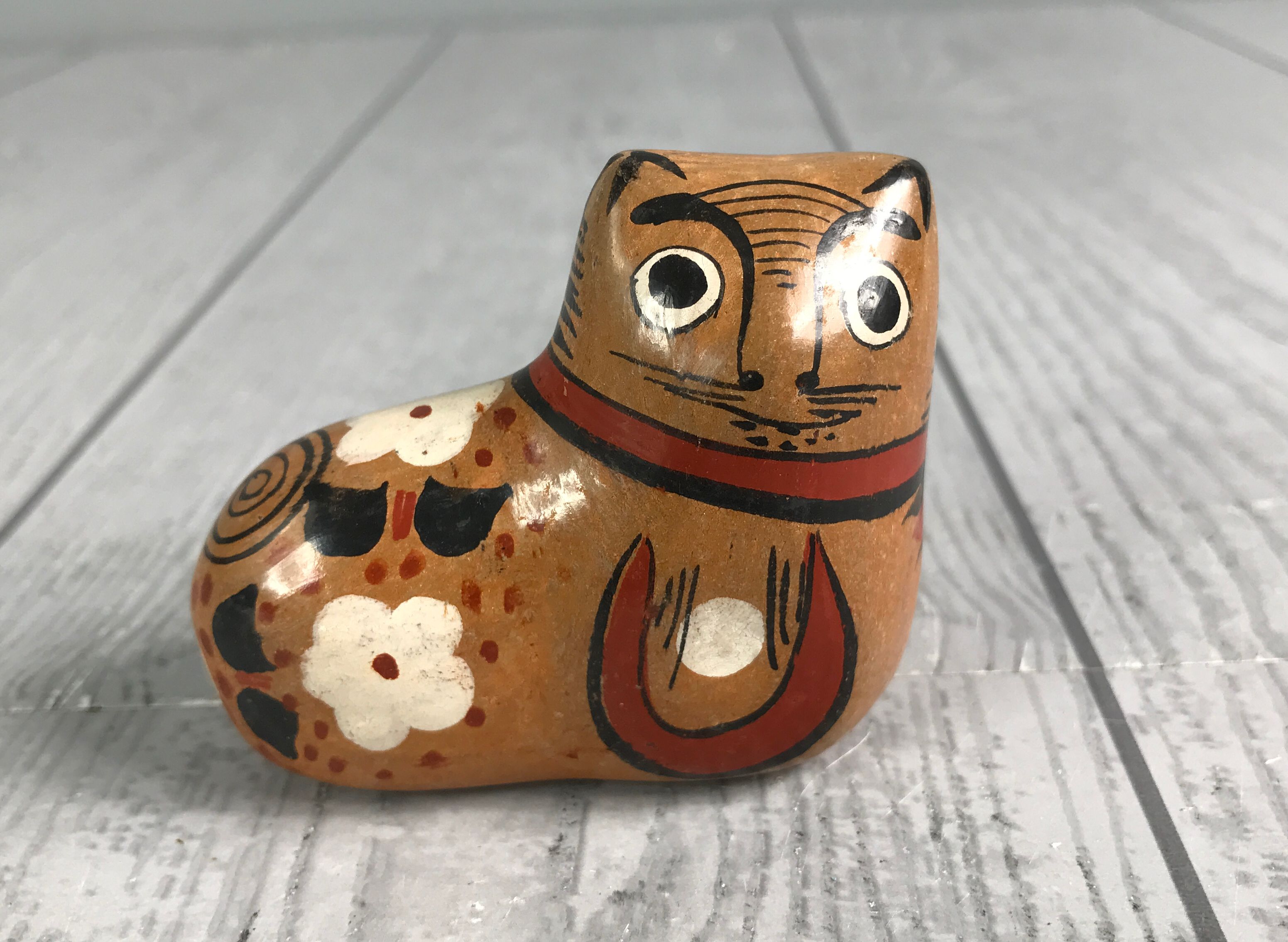 Cat Figure Mexican Art Pottery - Tonala - Folk Art - Hand Painted - Made Mexico