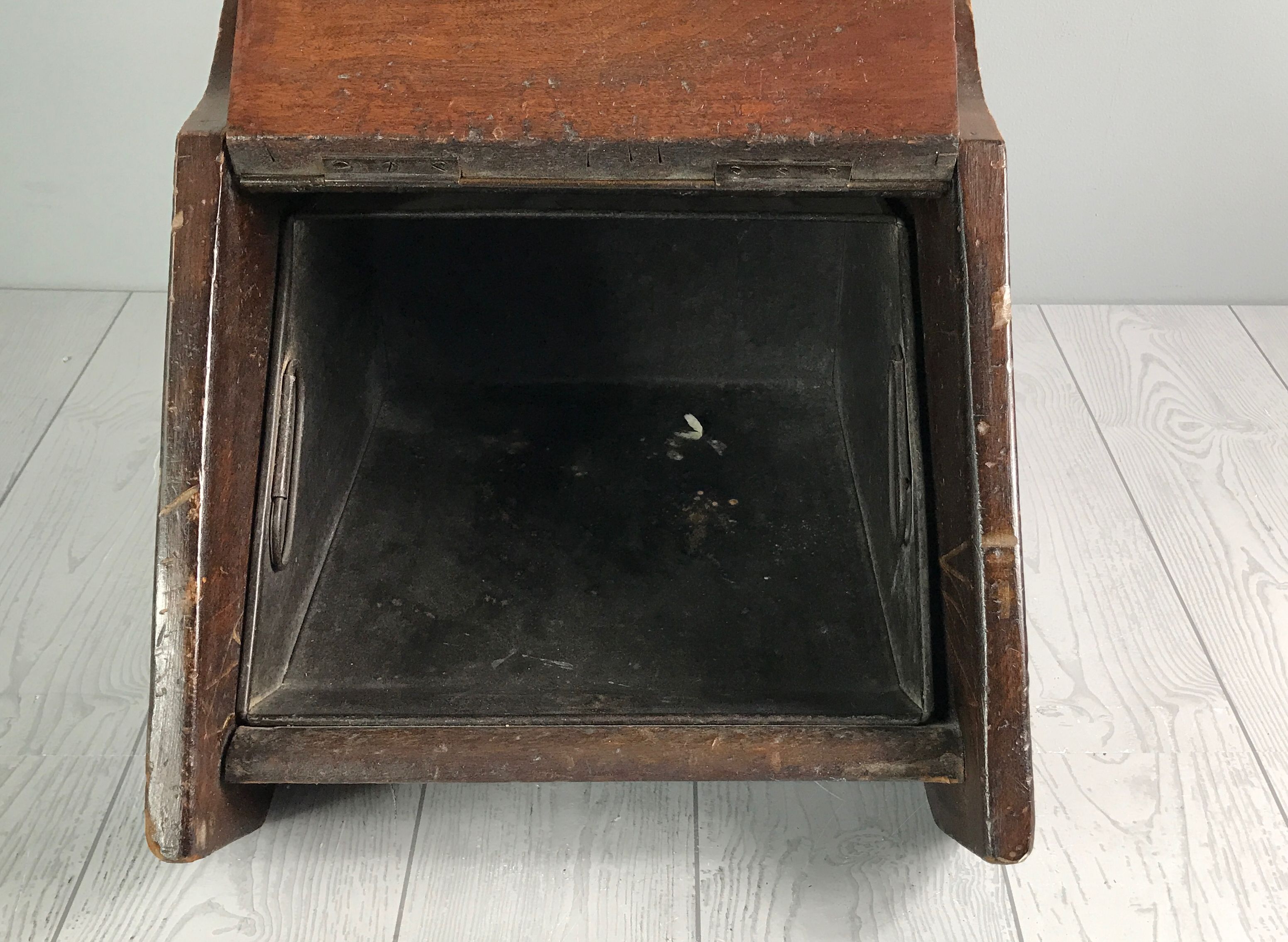 Oak Coal Box w/ Decorative Inlay Lift Up Lid in Front and Brass Carrying Handle