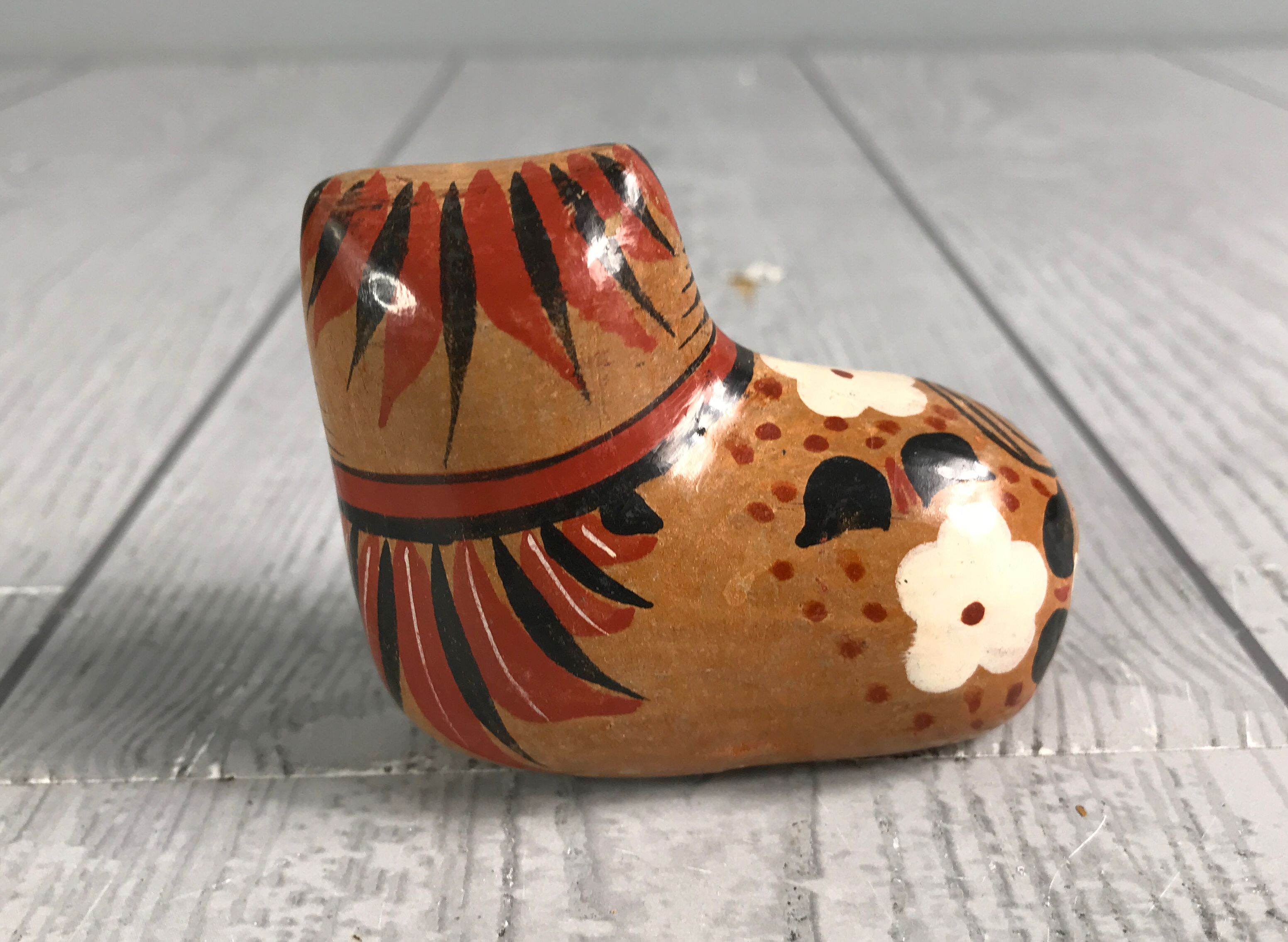 Cat Figure Mexican Art Pottery - Tonala - Folk Art - Hand Painted - Made Mexico