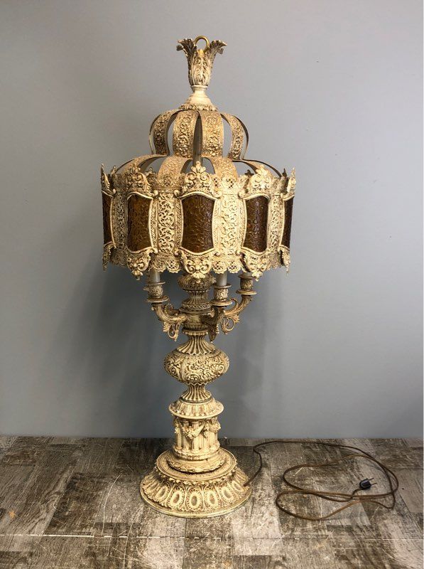 Large Vintage Brass Filigree Stained Ombre Slag Glass Hollywood Regency Lamp