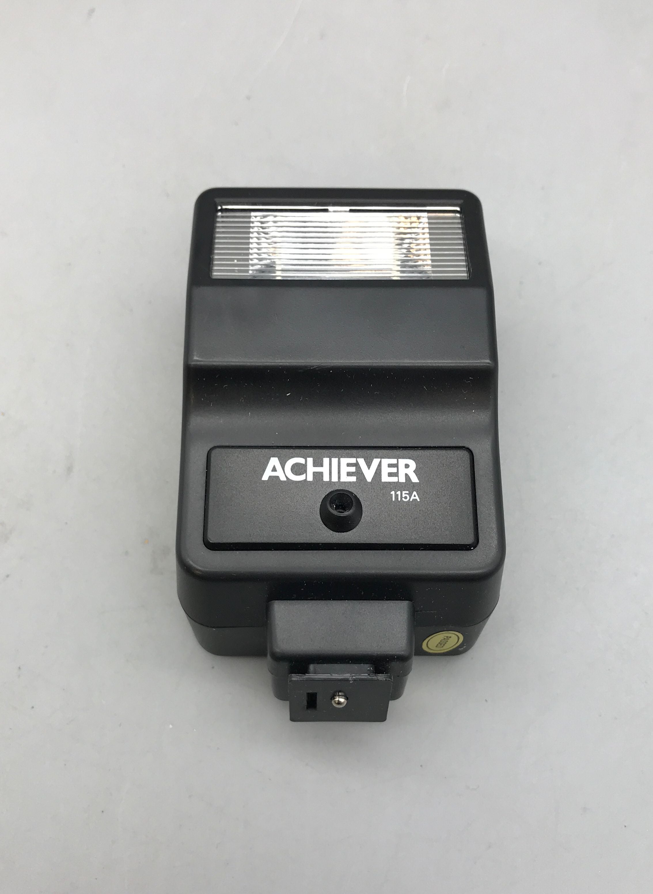 Achiever 115A Universal Camera Flash Unit- Battery Powered- For Film Camera