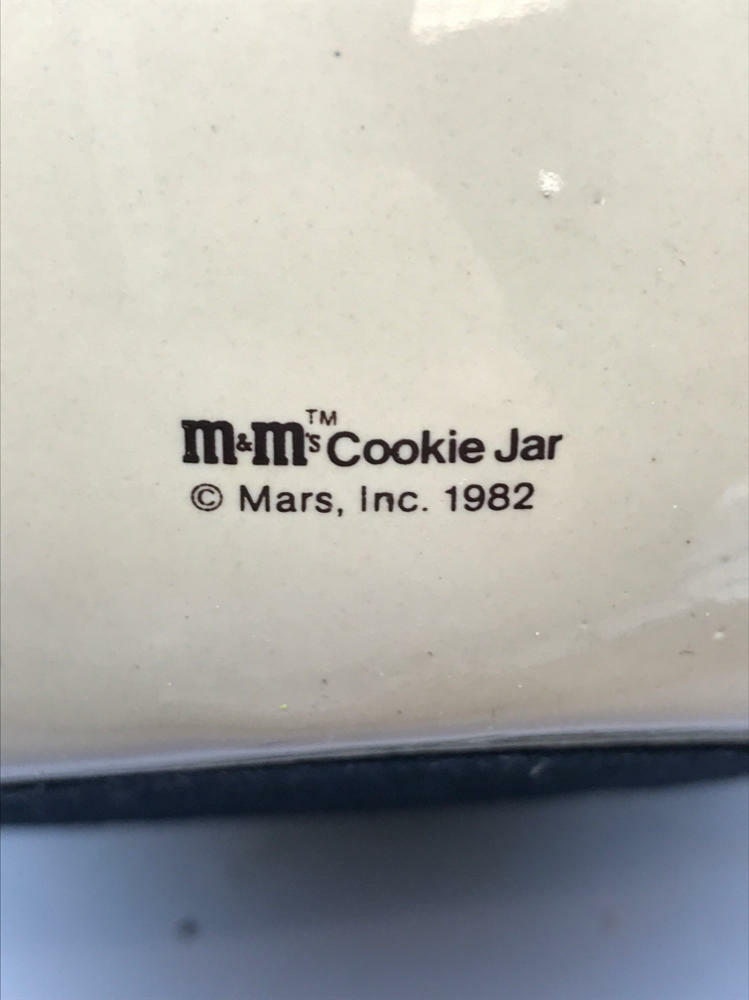 M&M Candies Cookie Jar with Lid RARE COLLECTIBLE 1982 M&Ms Mars Inc. Collectible - Good