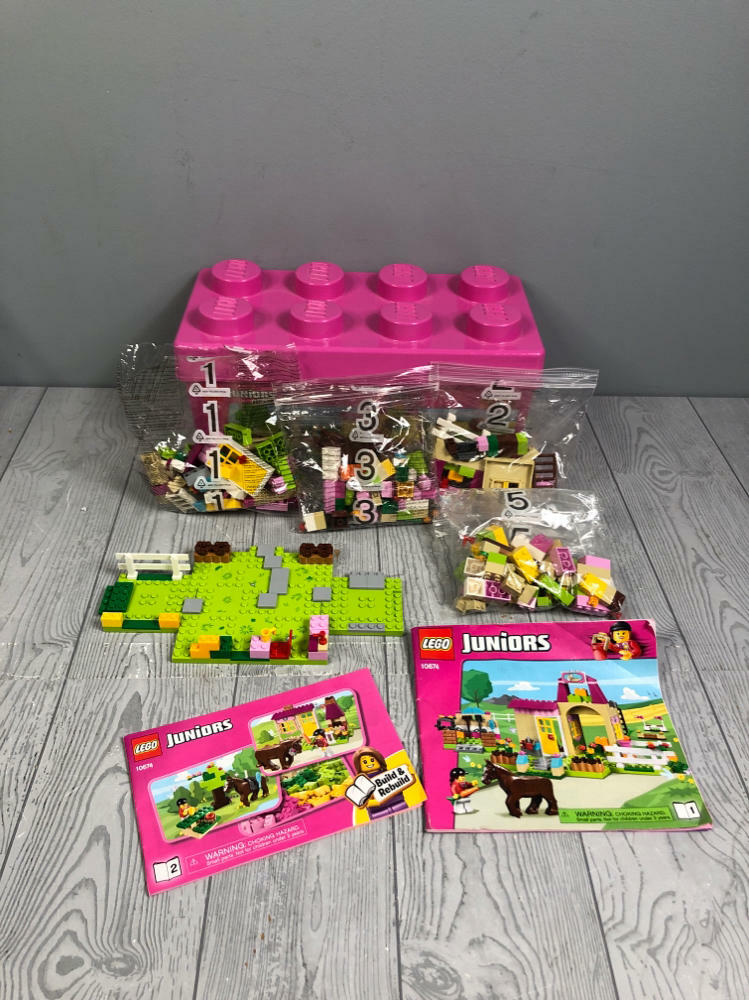 Lego Juniors 10674 Pony Farm Used - Retired Easy To Build In Pink Box- Open - Good