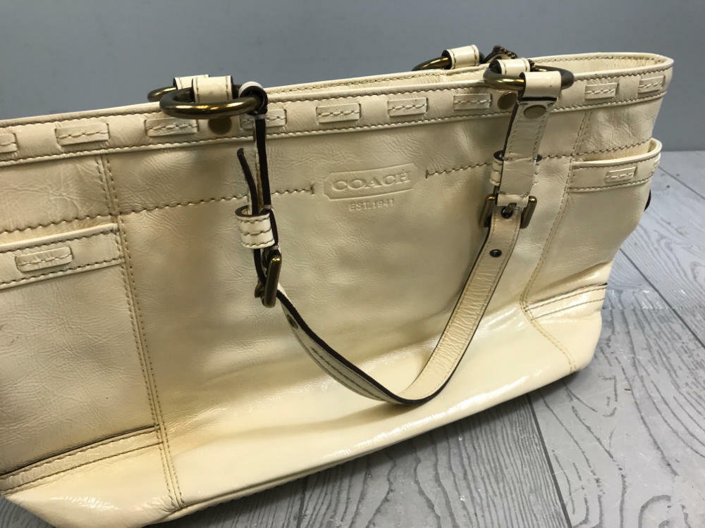 Coach Leather Medium Size Vintage Off White Lady's Tote/Bag - - Good