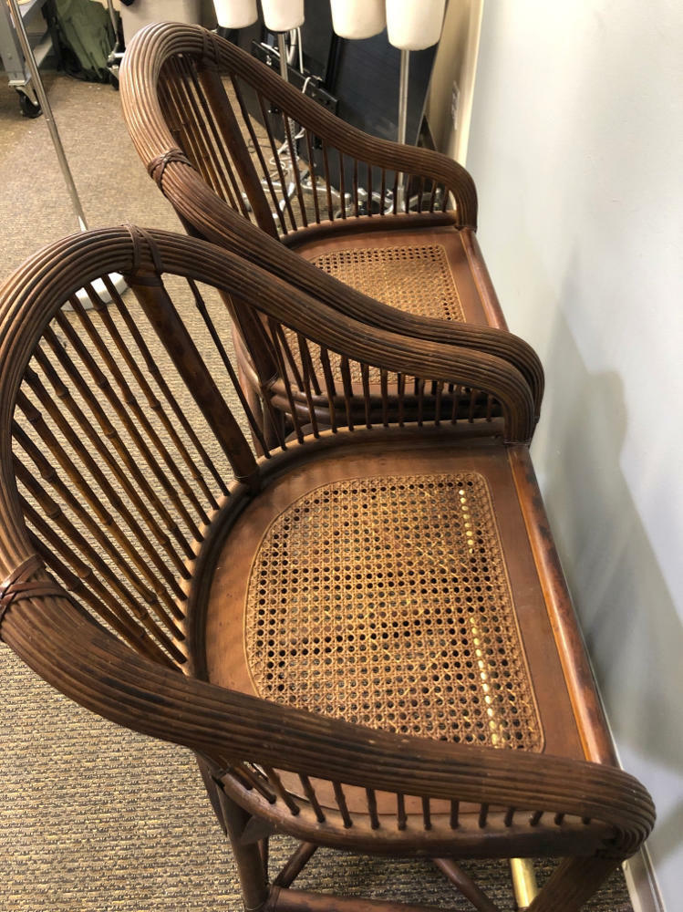 Set of 2 Gorgeous Mid Century Brighton Pavilion Scorched Bamboo Cane Bar Stools - Good