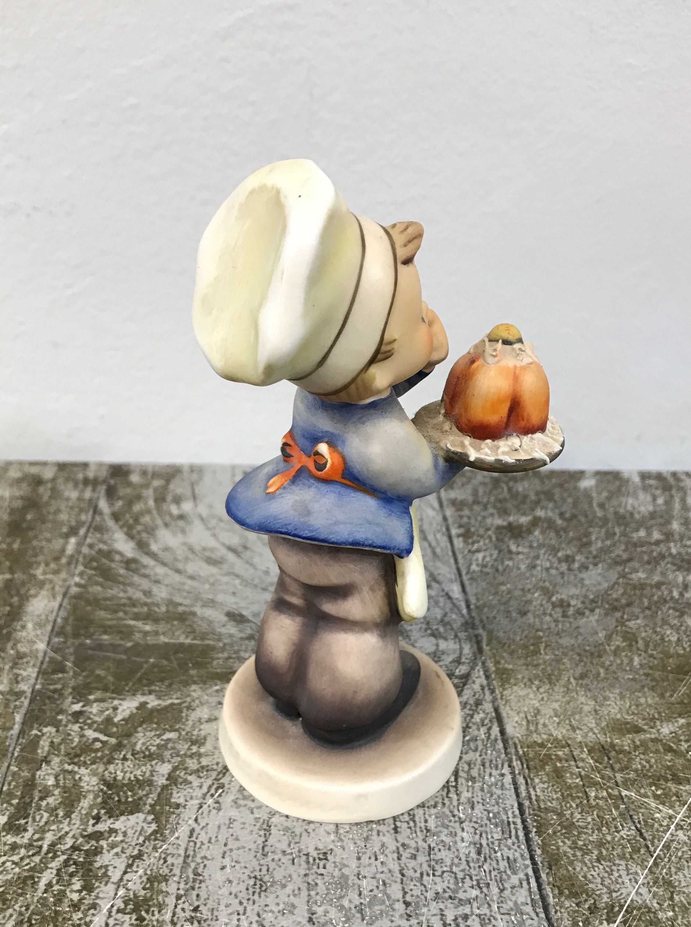 Hummel West Germany #128 "Little Baker" Figurine